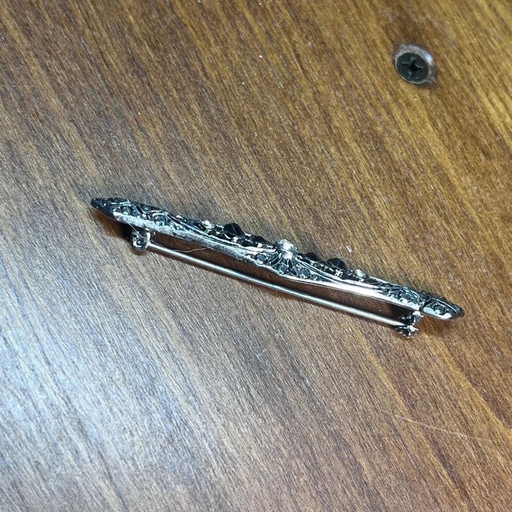 Vtg Art Deco Style Black Clear Rhinestone Gunmetal Bar Brooch Pin 2.5